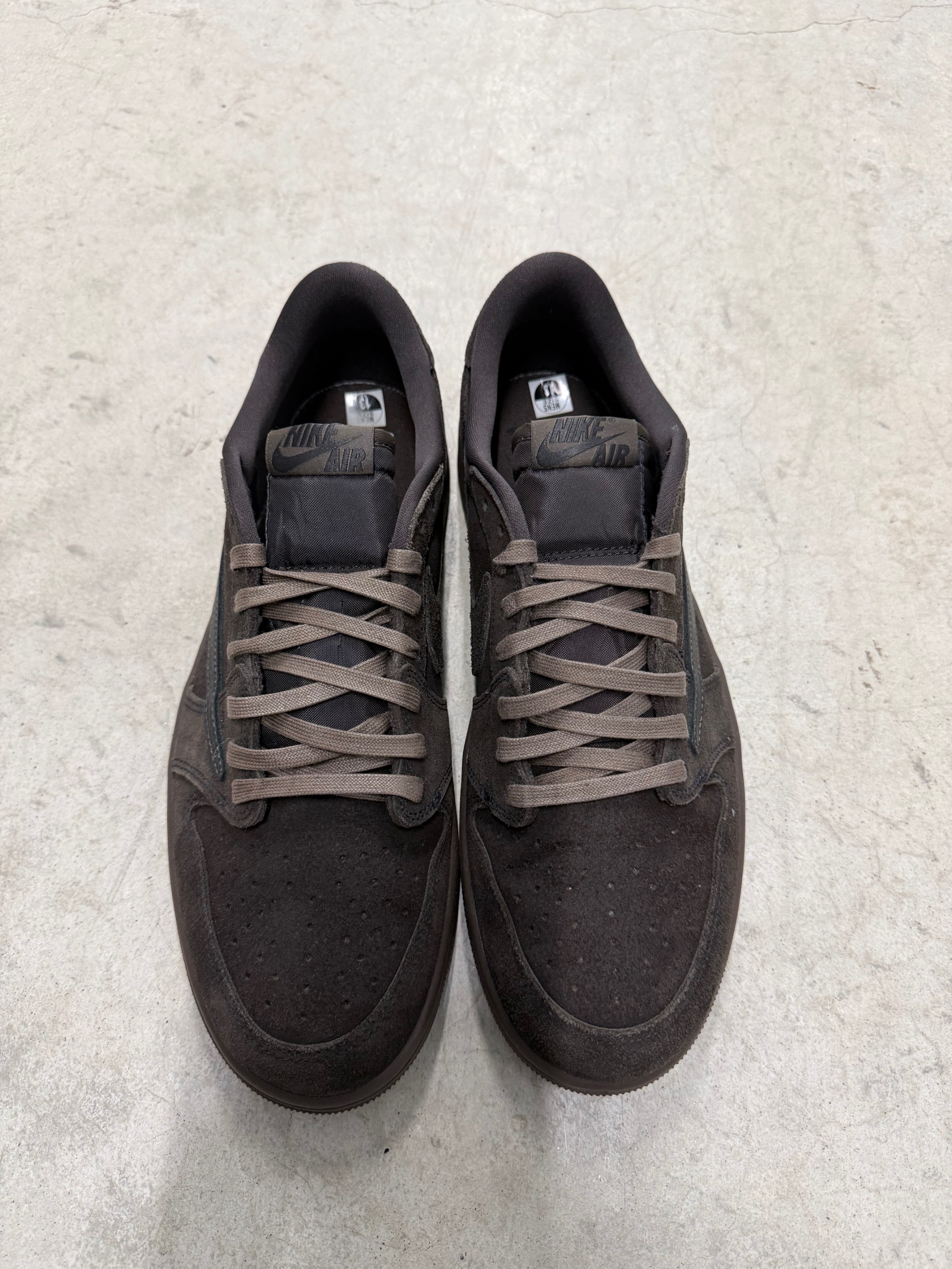 TRAVIS SCOTT JORDAN 1 LOW Velvet Brown