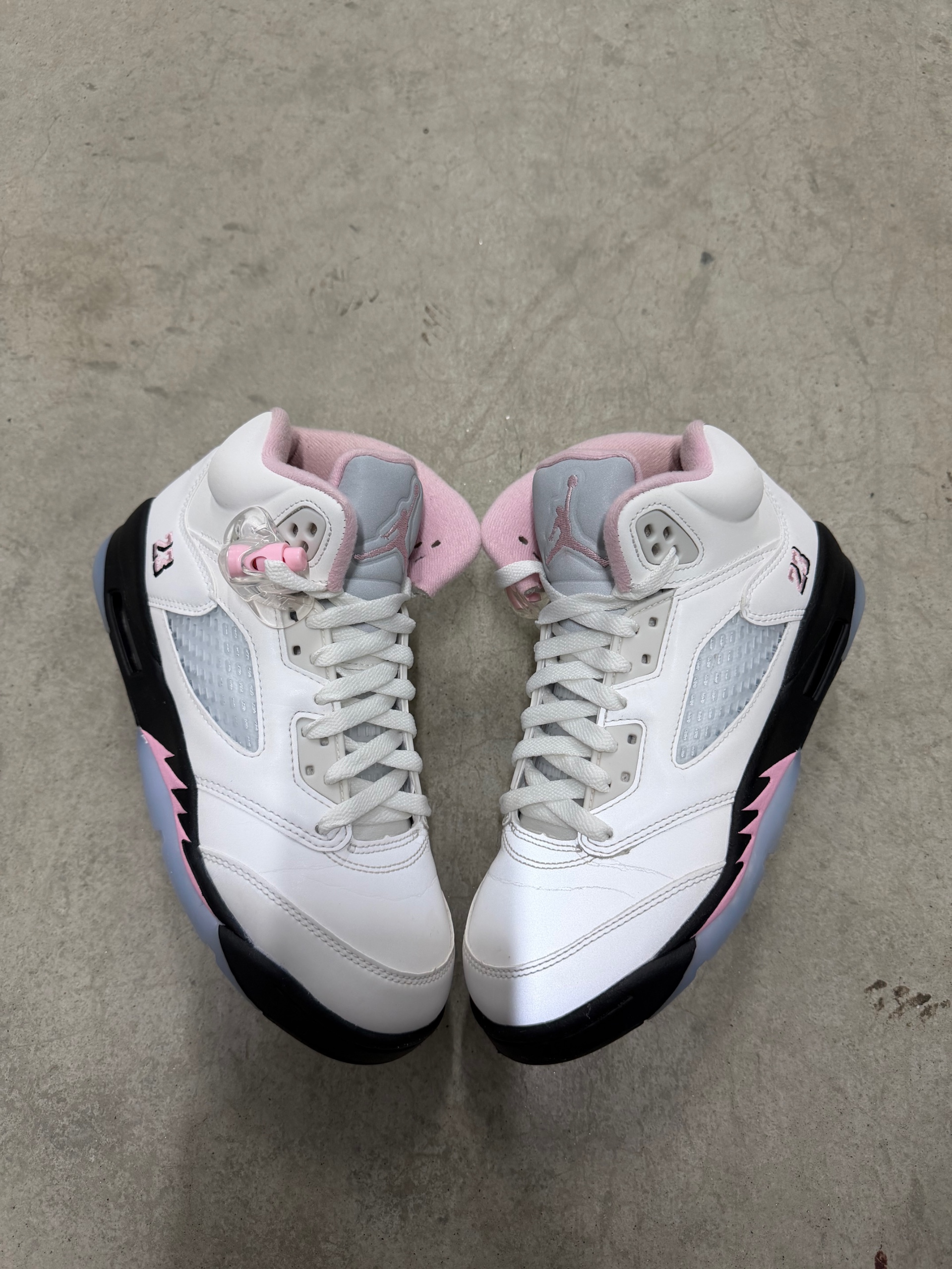 JORDAN 5 Medium Soft Pink