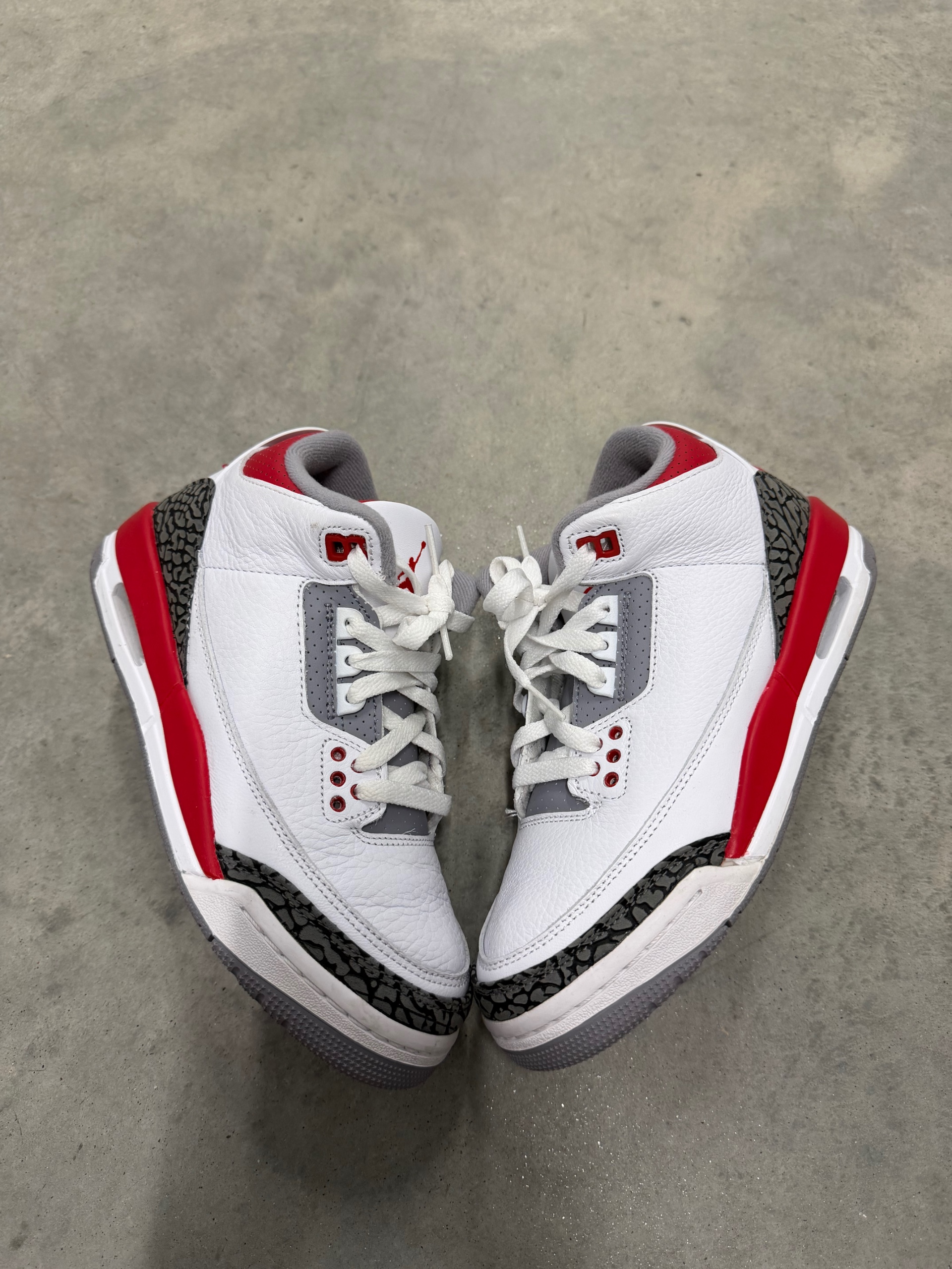 JORDAN 3 Fire Red