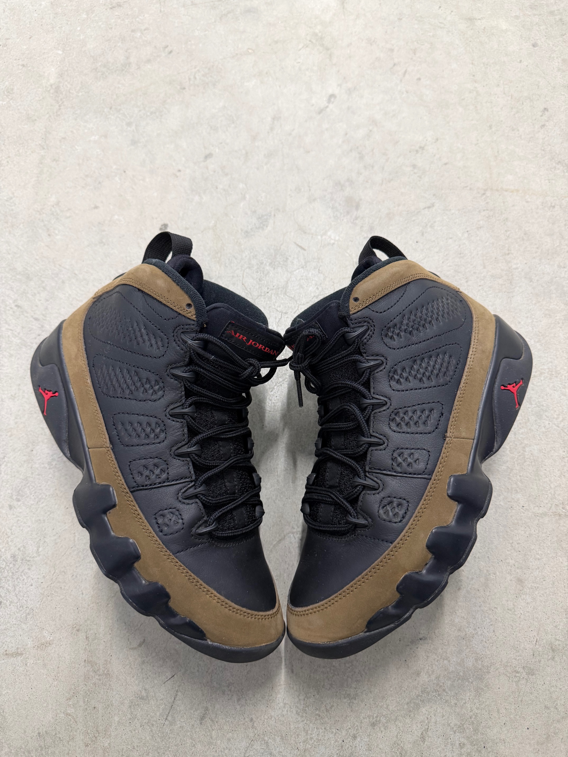 JORDAN 9 Olive