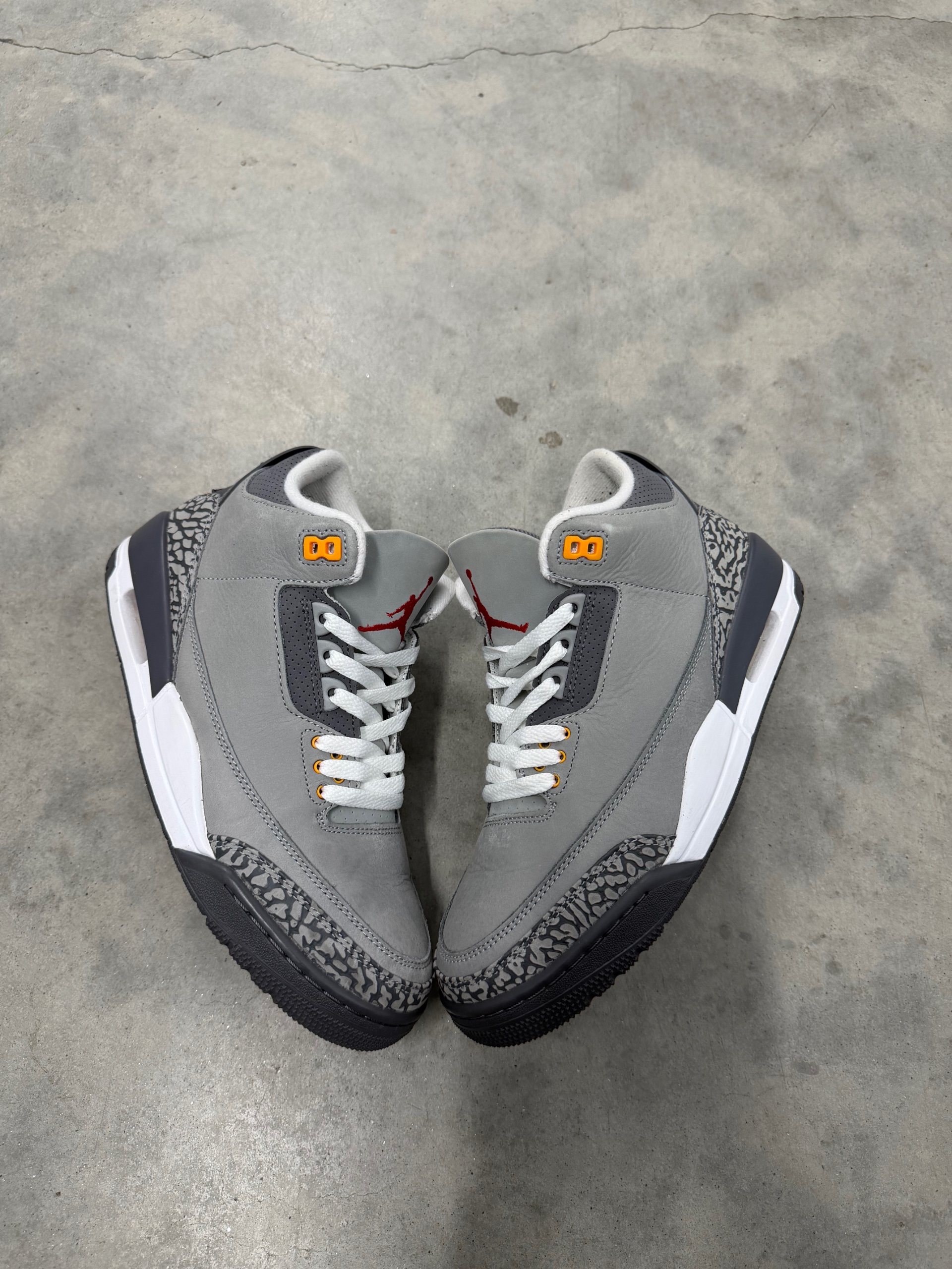 JORDAN 3 Cool Grey